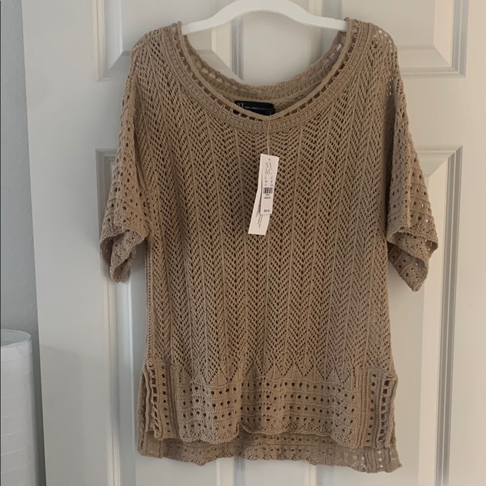 New York & Company Tan Crew NeckLightweight Knit Sweater.